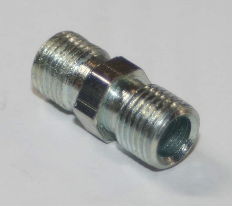 Переходник М10 - М10 короткий (853964) под трубку d6