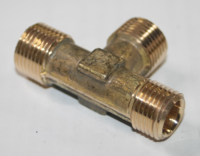 Тройник М18 х М18 х М16 (М16 под трубку d10)