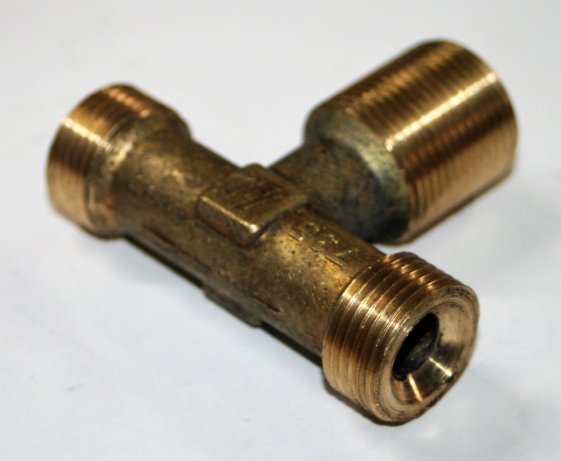 Тройник М20 х М22 х М20