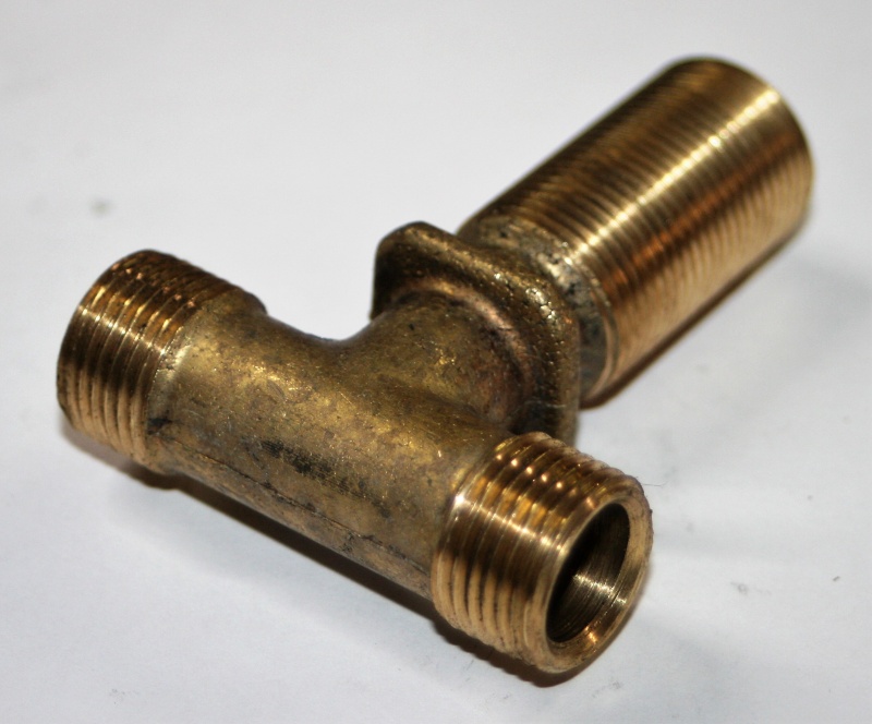 Тройник М18 х М20 х М18 голый (864826)