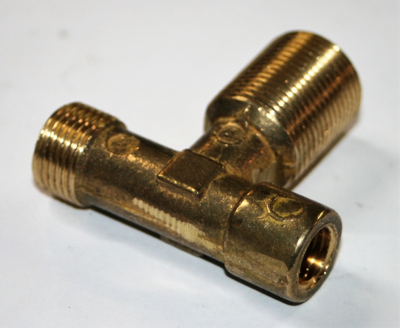 Тройник М18 х М22 х В12 голый