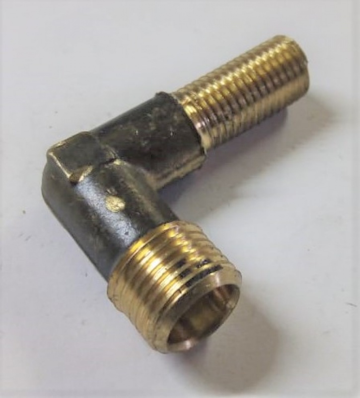 Угольник М12 х М16