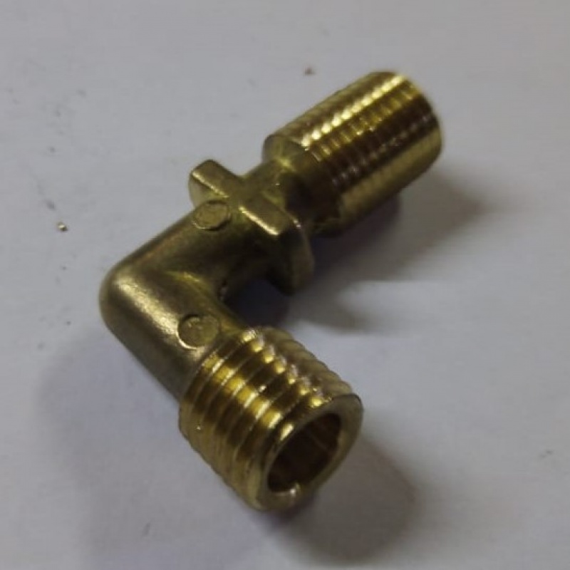 Угольник М14 х М14 (864002, 861002)